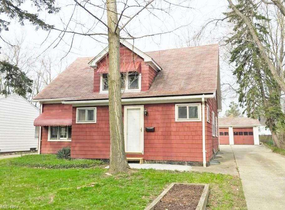 Property Photo:  51 Thames Avenue  OH 44146 