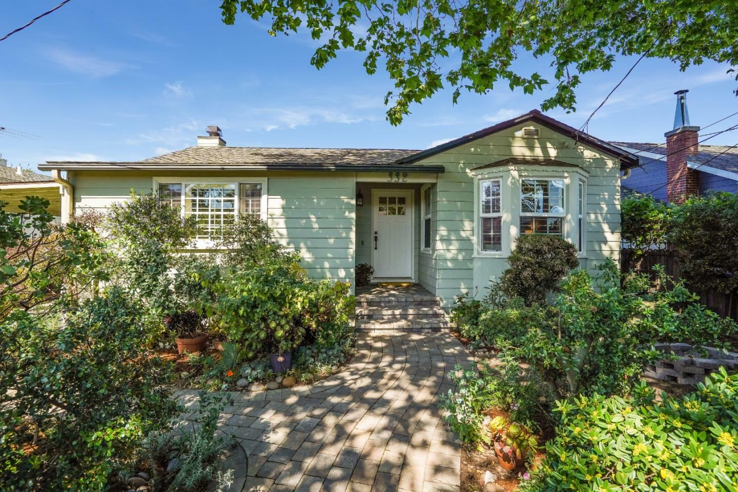 Property Photo:  332 San Antonio Avenue  CA 94401 