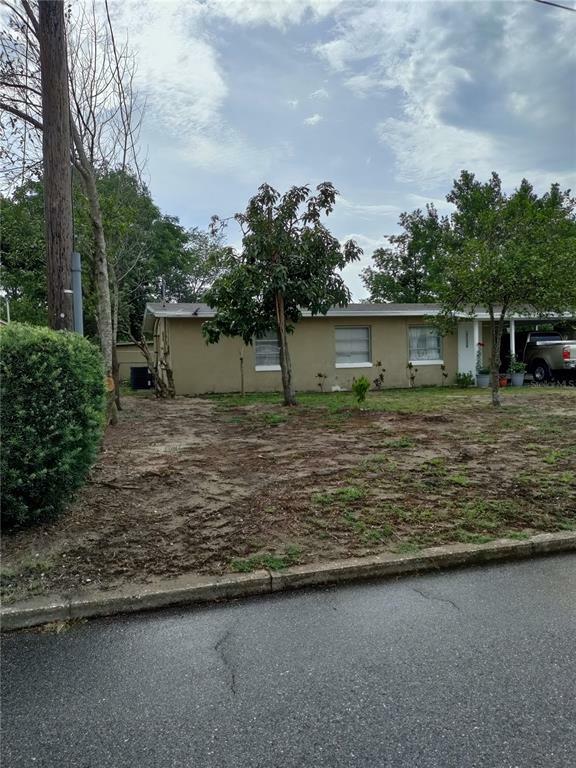 Property Photo:  324 N Observatory Drive  FL 32835 