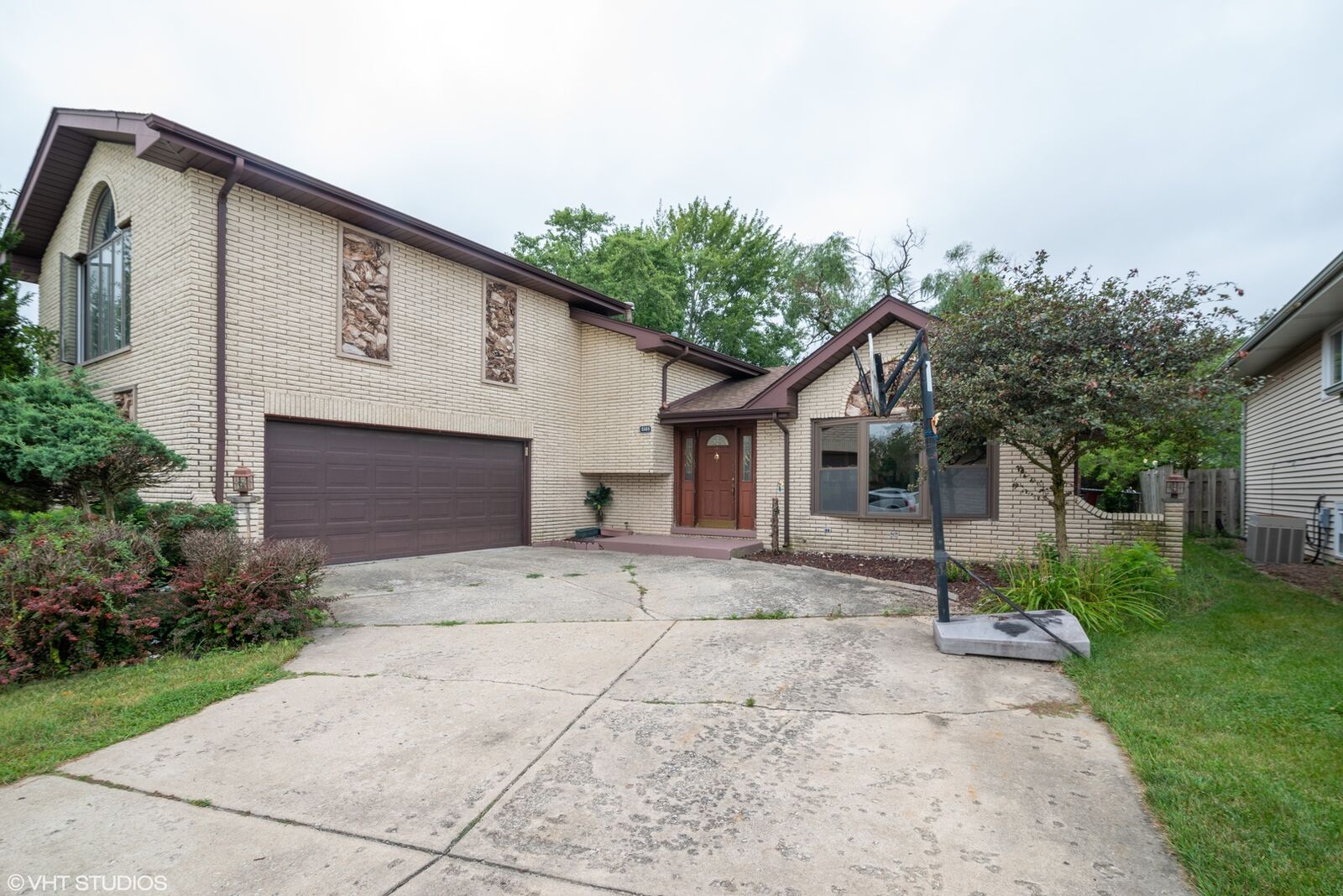 Property Photo:  15606 Sierra Drive  IL 60452 