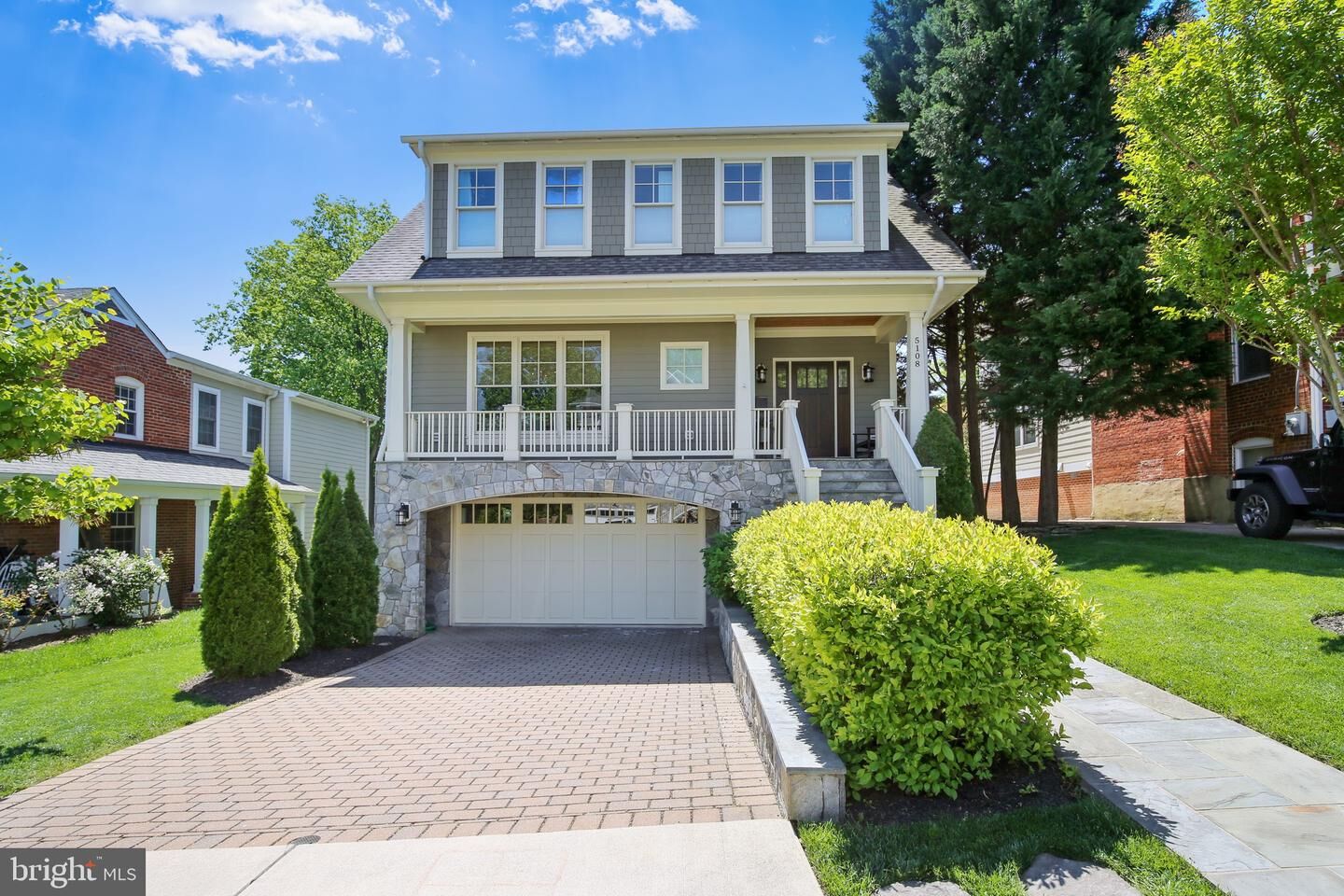 Property Photo: 5108 27th Road N VA 22207