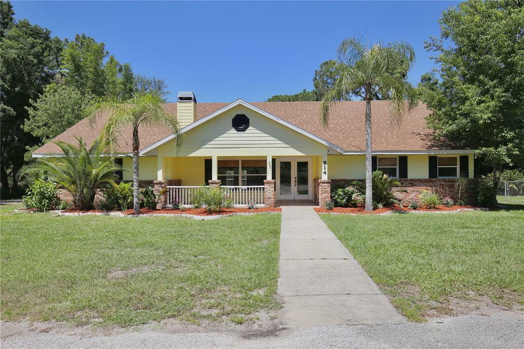 Property Photo:  814 N Thompson Road  FL 32712 