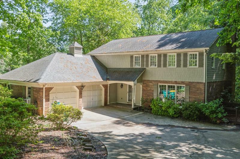 Property Photo: 7105 Hunters Branch Drive GA 30328