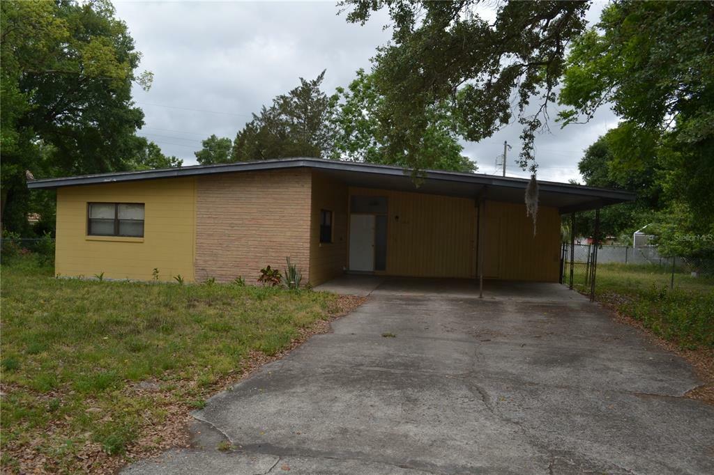 Property Photo:  1215 Ellen Court  FL 32703 