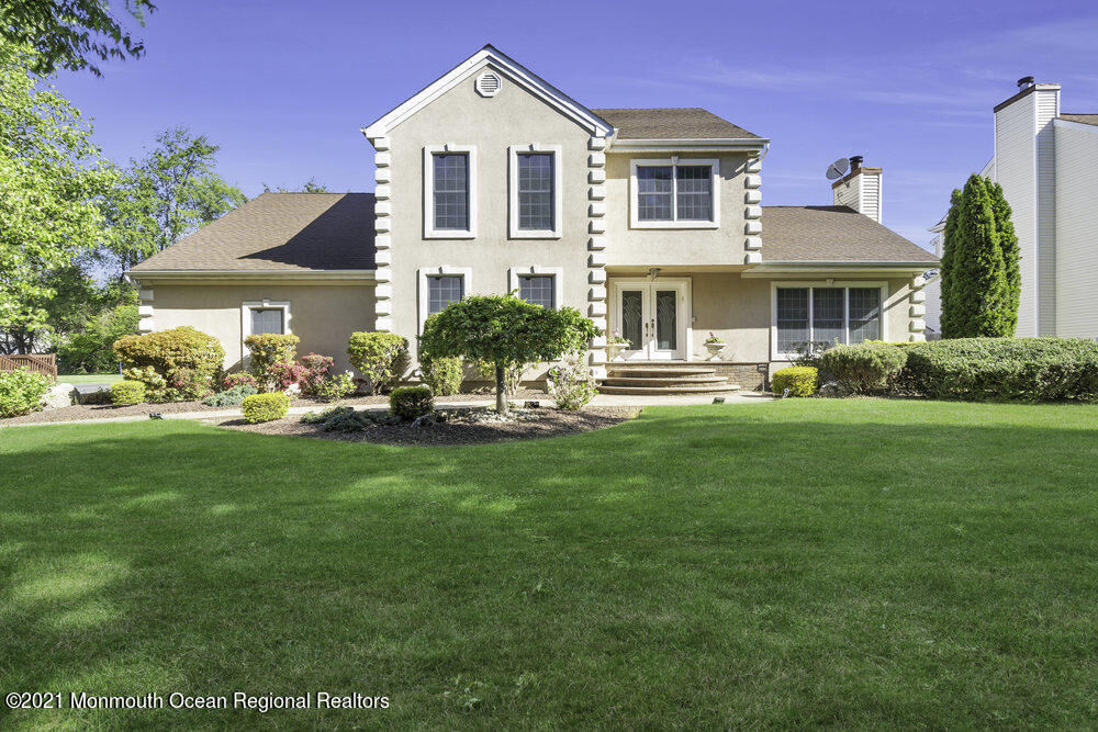 Property Photo:  10 Lonczak Lane  NJ 08816 