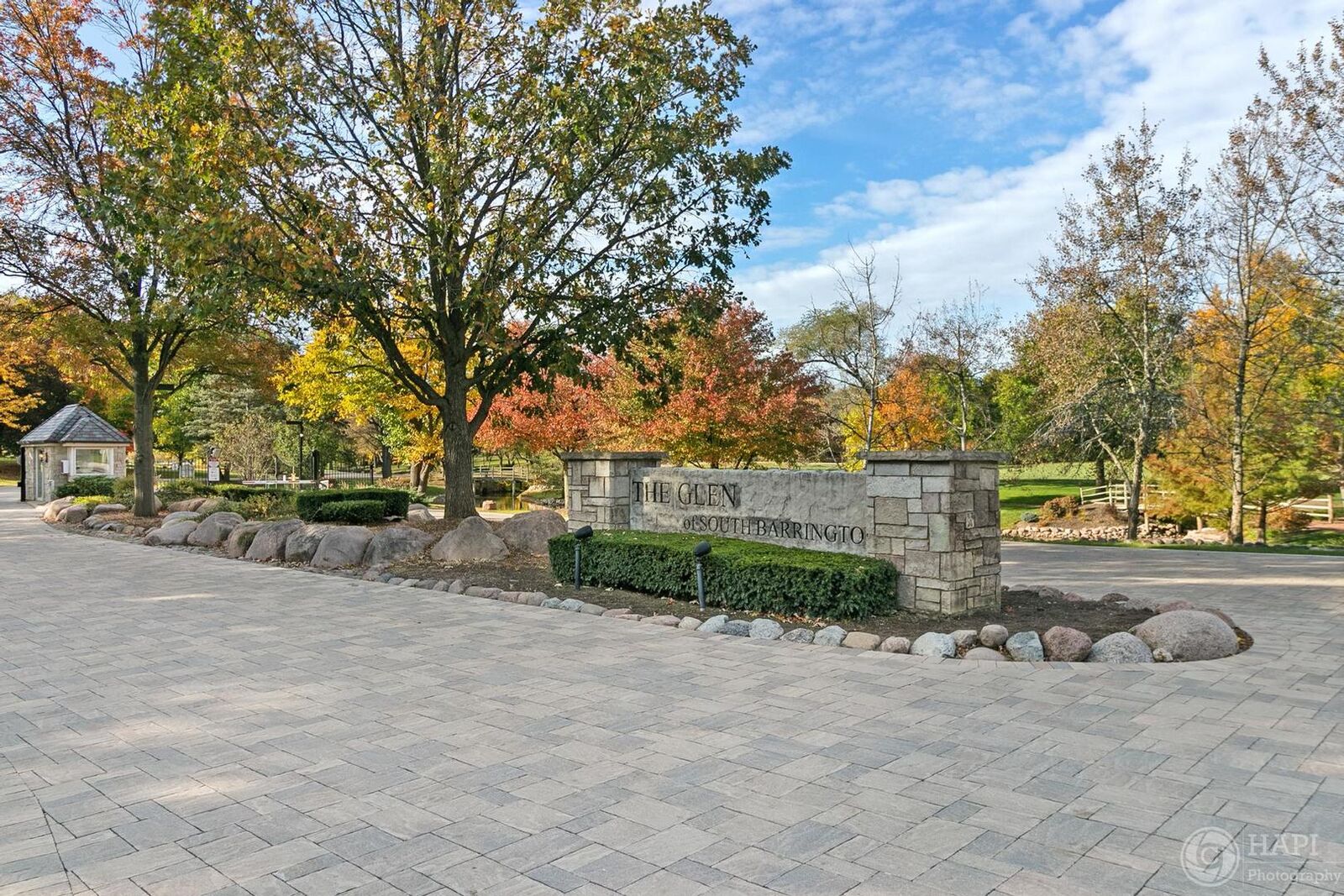 Property Photo:  9 Kitson Drive  IL 60010 