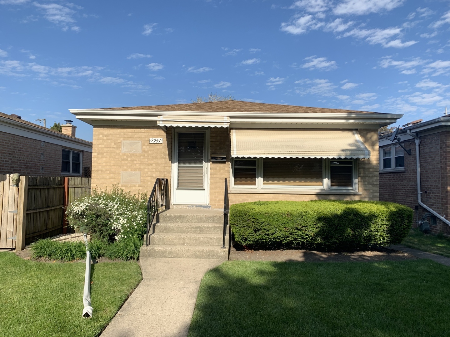 Property Photo:  2944 Beulah Avenue  IL 60171 