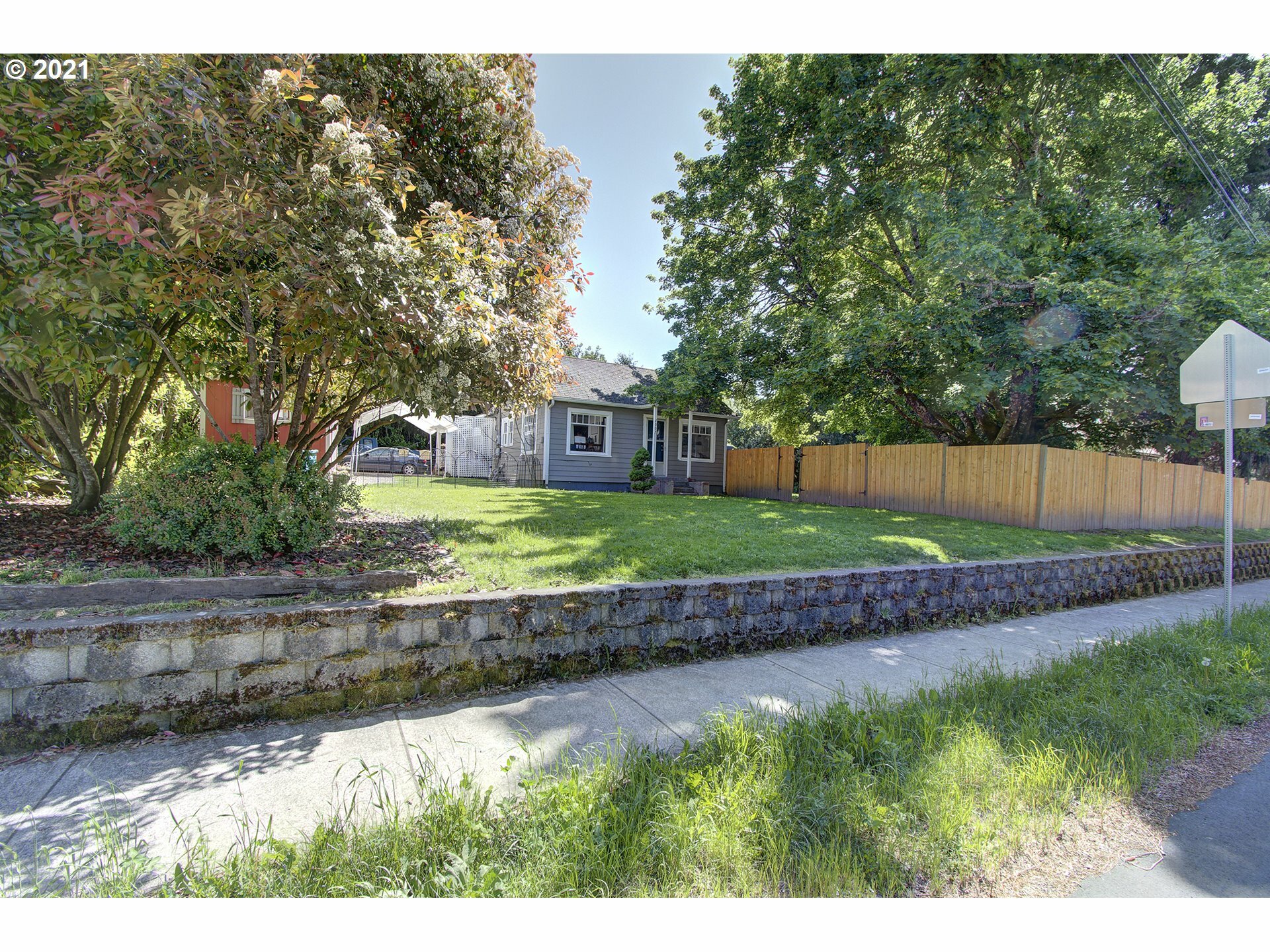 Property Photo: 2007 NE 104th St WA 98686