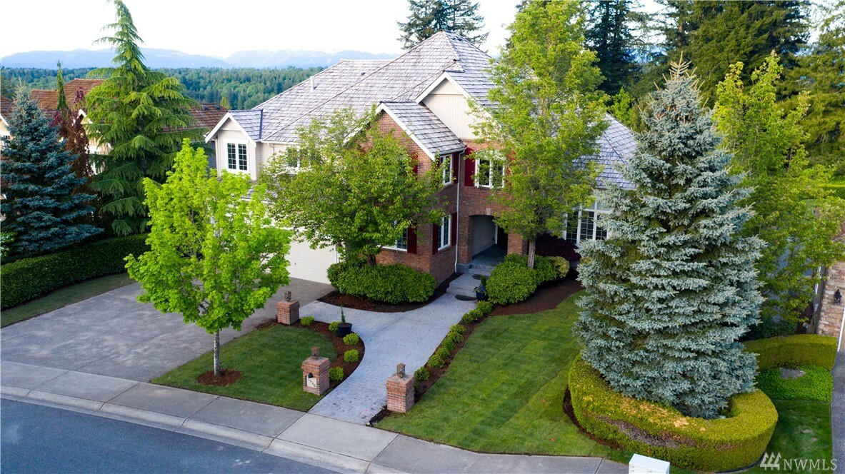Property Photo: 2446 279th Dr SE WA 98075
