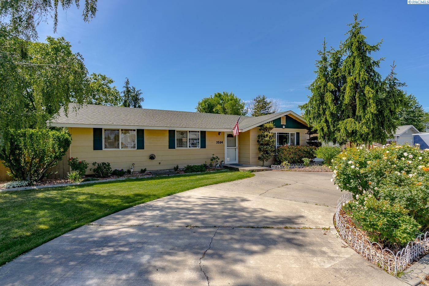 Property Photo: 3504 W Park St WA 99301