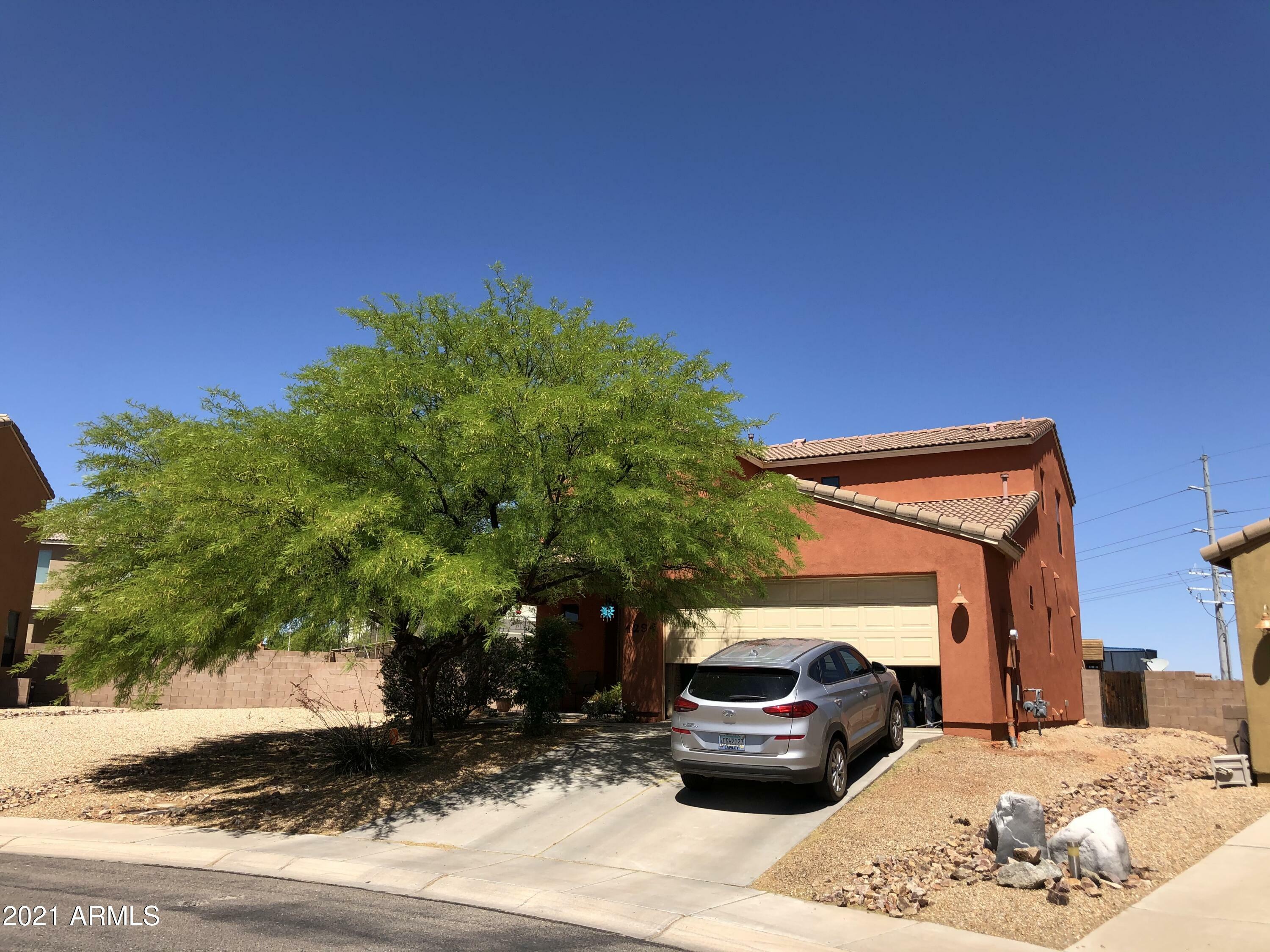 Property Photo:  1294 Matsumoto Street  AZ 85635 