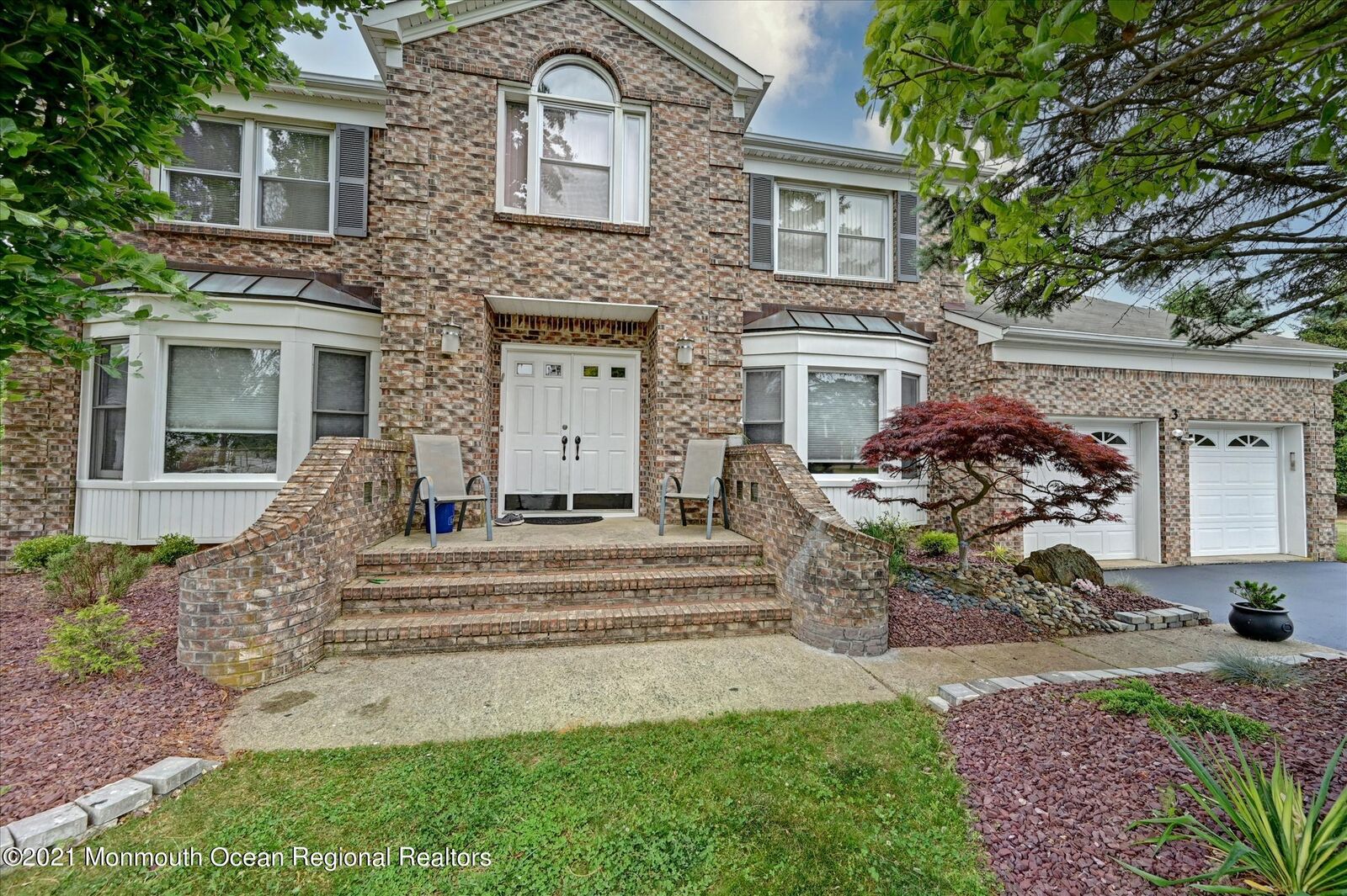 Property Photo:  3 Jeanine Court  NJ 07726 
