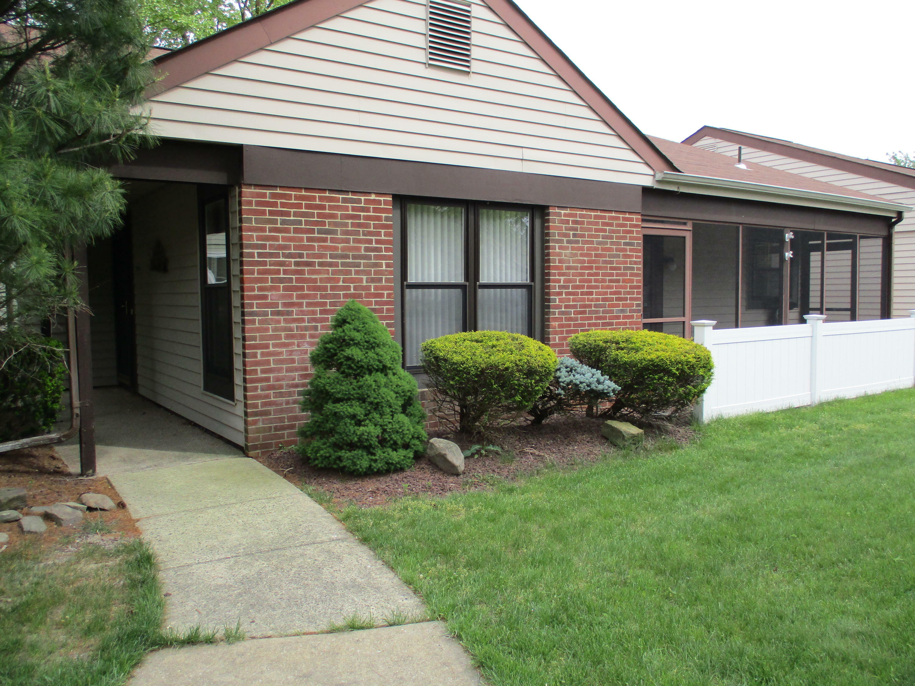 Property Photo:  626A Stamford Court  NJ 08759 