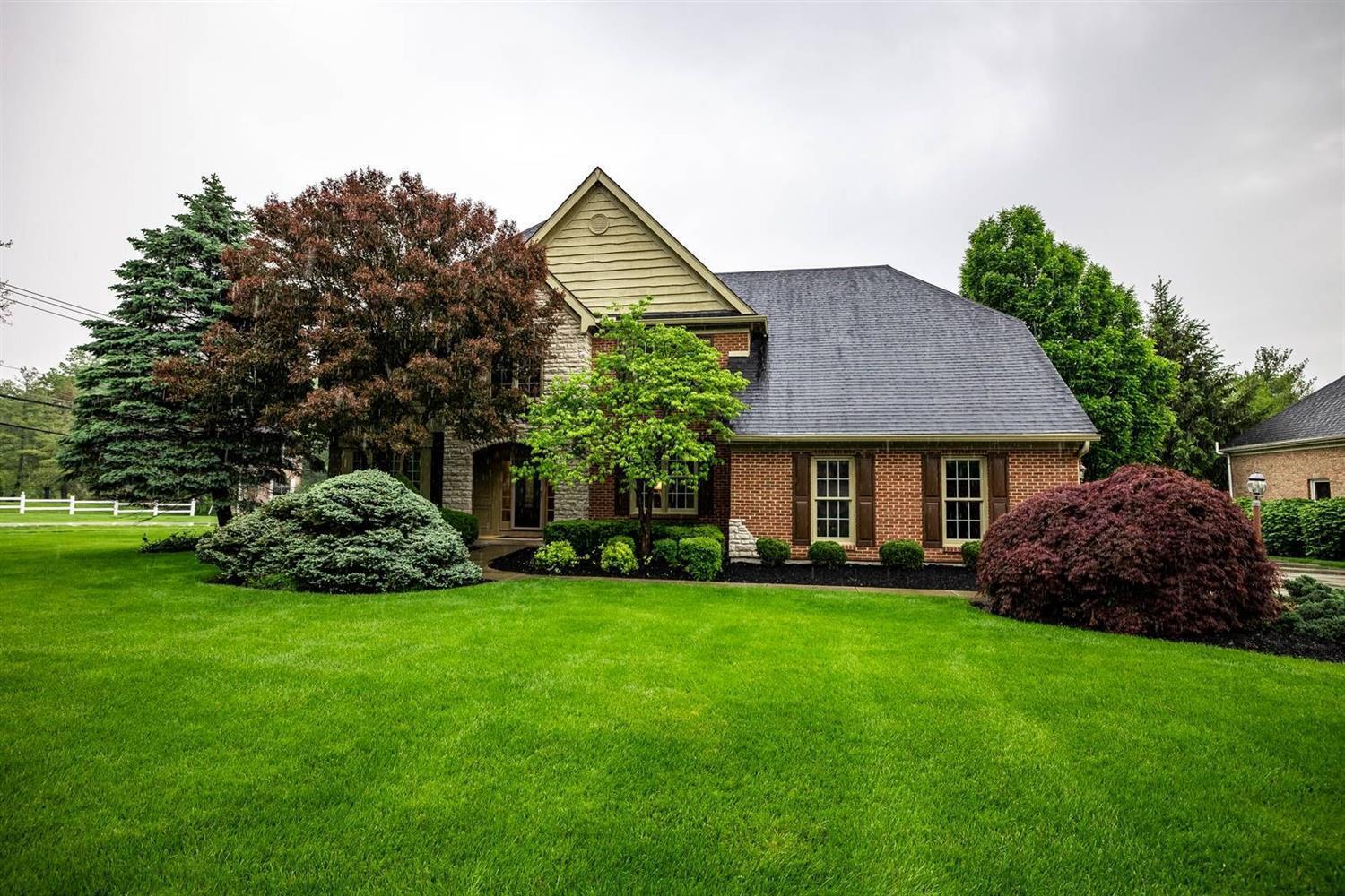 Property Photo:  10630 Convo Ct  OH 45242 