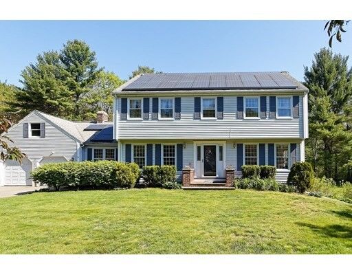 Property Photo:  9 Warwick Dr  MA 01824 