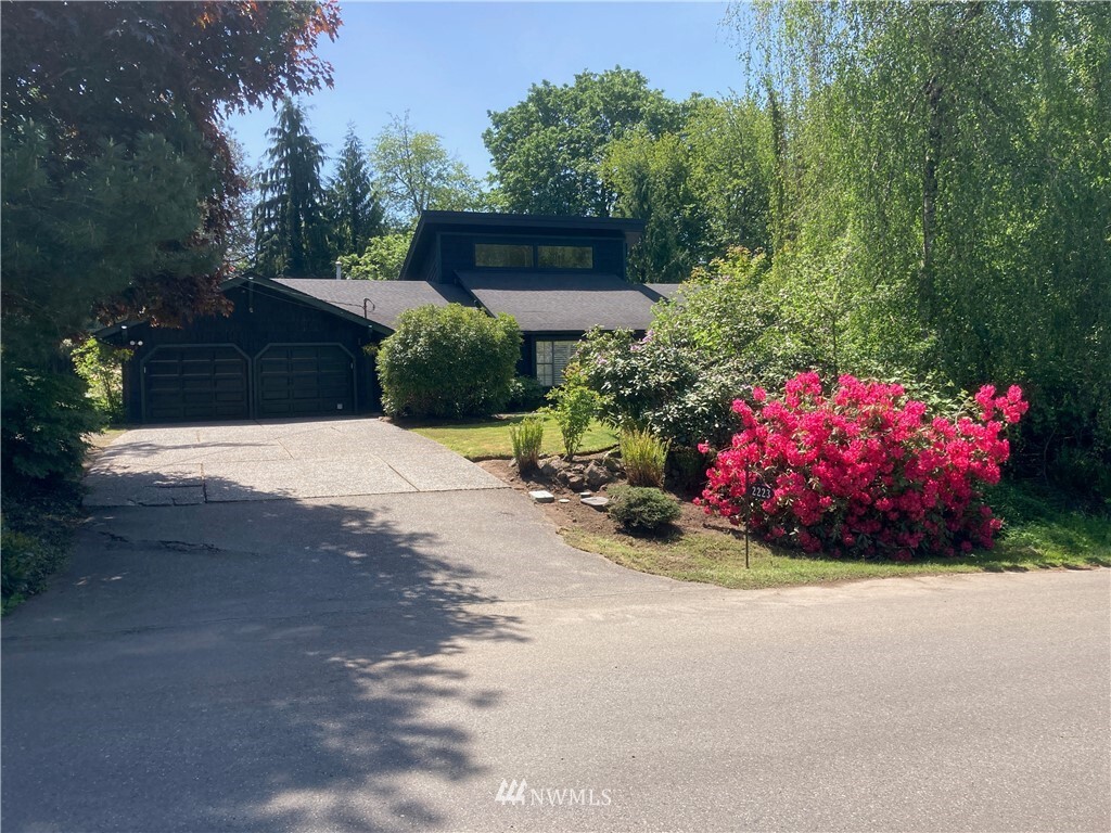 Property Photo: 2223 Beacon Avenue SE WA 98501