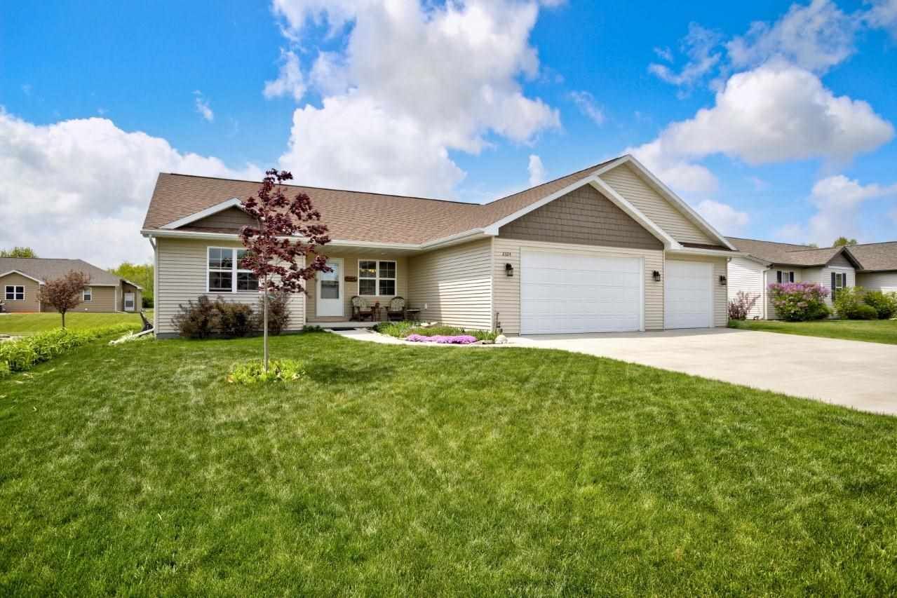 Property Photo:  2324 Lacewing Drive  WI 54956-5692 