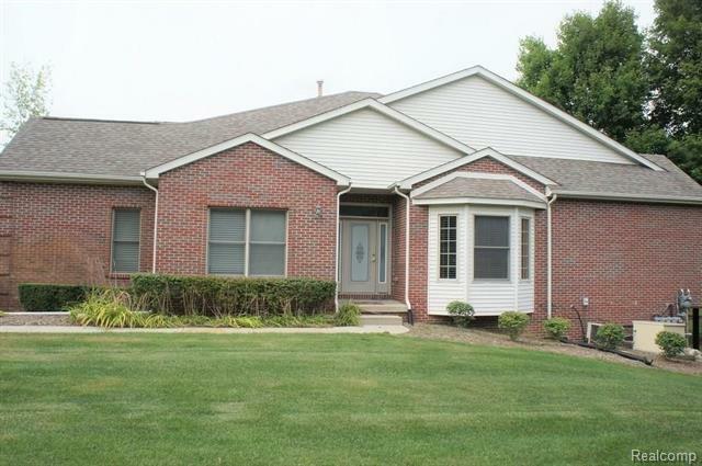 Property Photo:  9506 Kingsway Circle  MI 48348 