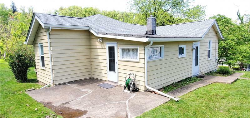 Property Photo:  7654 Fitzsimmons  PA 15147 