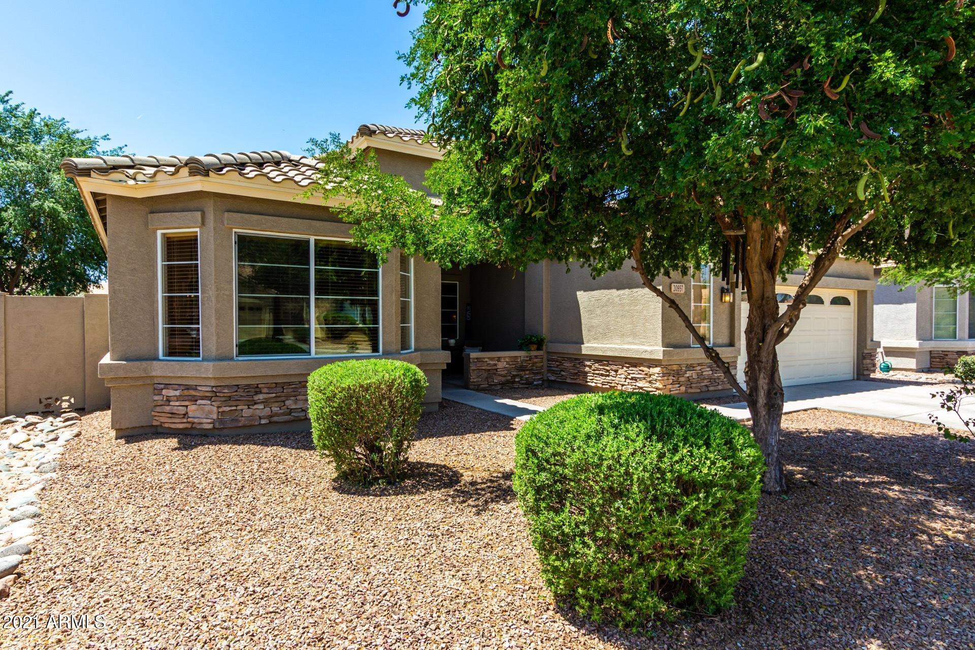 Property Photo: 20957 E Via Del Rancho -- AZ 85142
