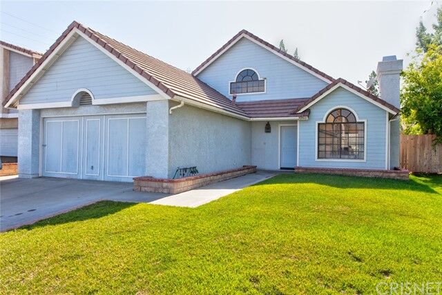 Property Photo: 29111 Diablo Place CA 91384
