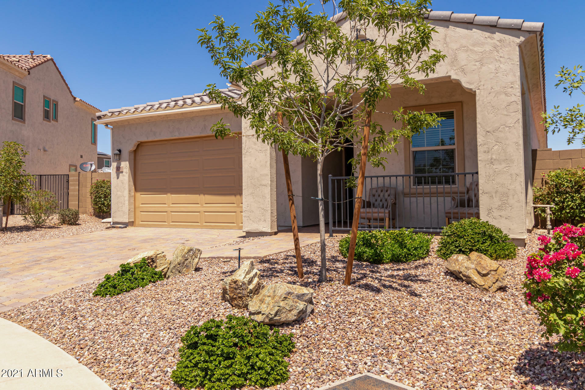 Property Photo:  821 S 202nd Drive  AZ 85326 