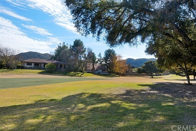 Property Photo:  38248 Oaktree Loop  CA 92562 