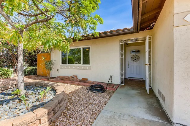 Property Photo:  757 Honeydew Lane  CA 92084 