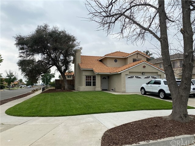 Property Photo: 1563 Columbia Street CA 92374