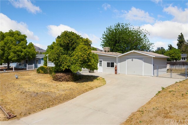 Property Photo:  34436 Tree Lane  CA 92595 