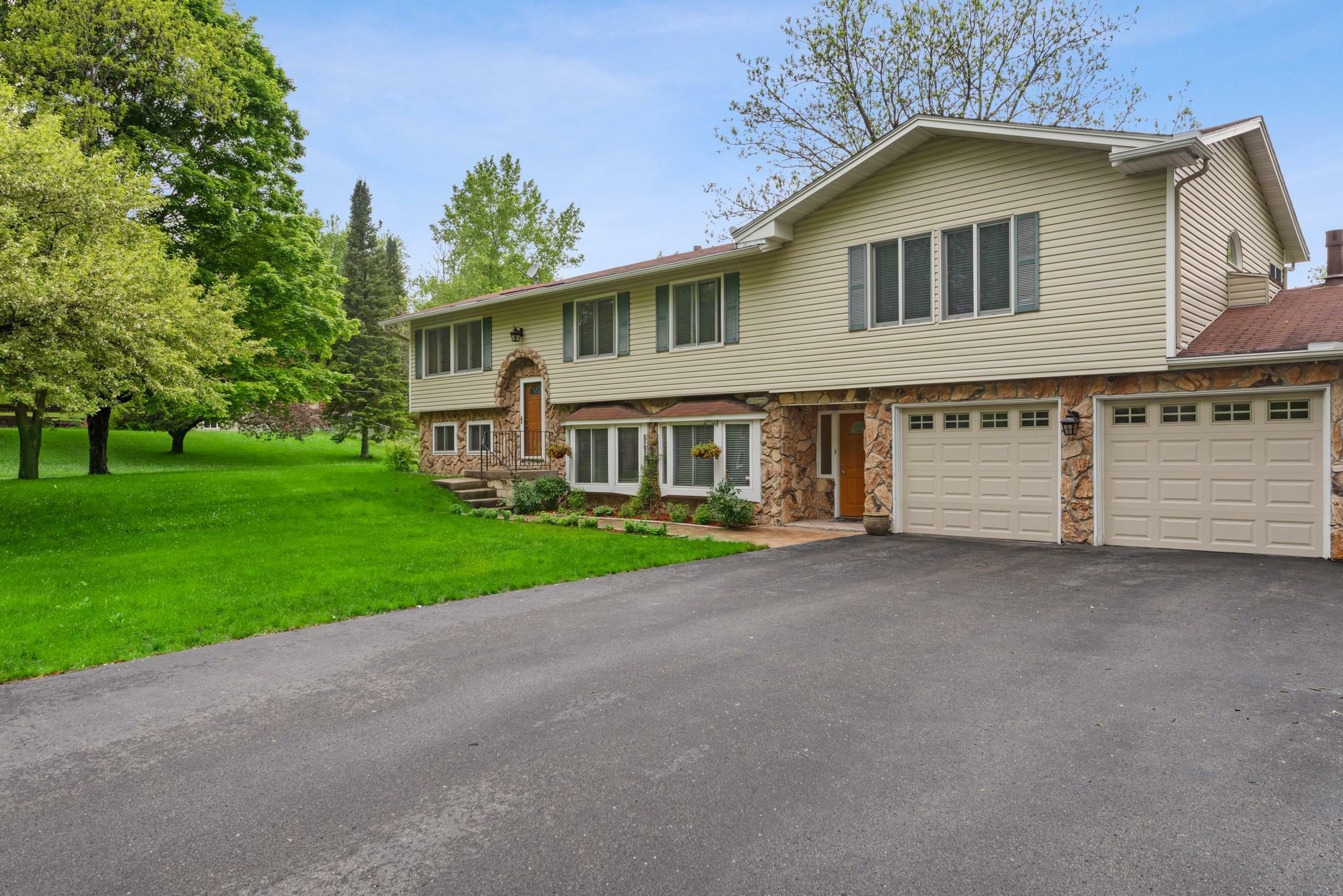 Property Photo:  18834 Clear View Drive  MN 55345 