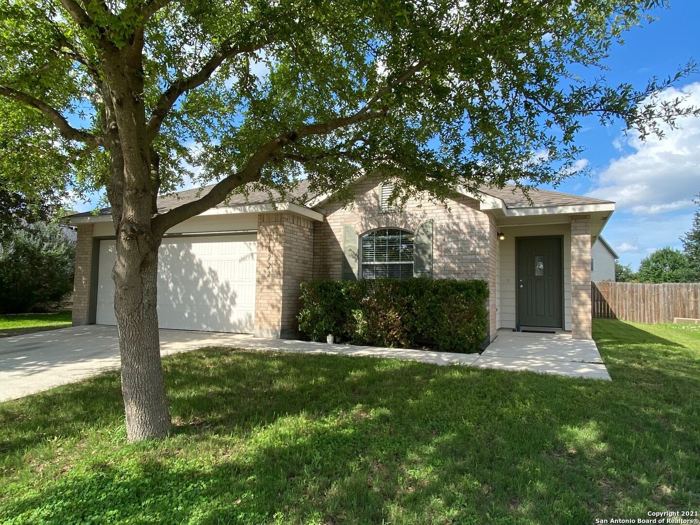 Property Photo: 16222 Kentucky Ridge TX 78154
