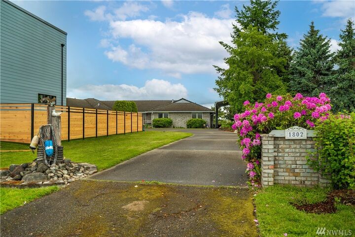 Property Photo: 1802 65th Ave NE WA 98422