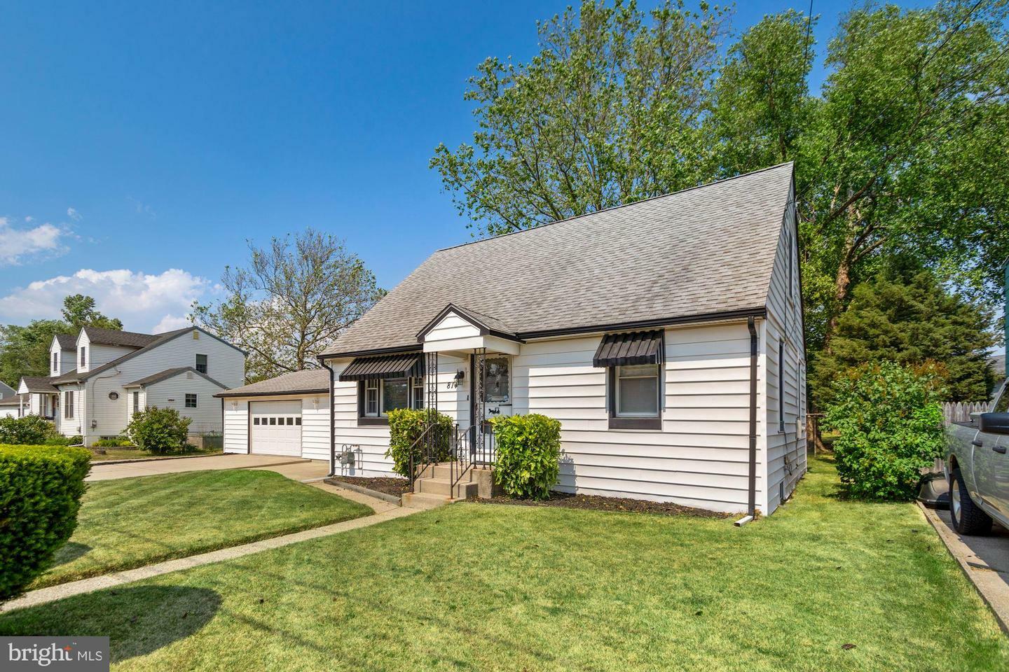 Property Photo:  814 Highland Avenue  NJ 08029 