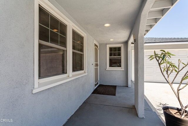 Property Photo:  5127 Norway Drive  CA 93001 