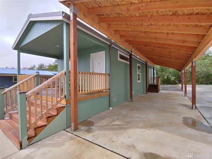 Property Photo:  2010 Broadway Ave 7  WA 98550 