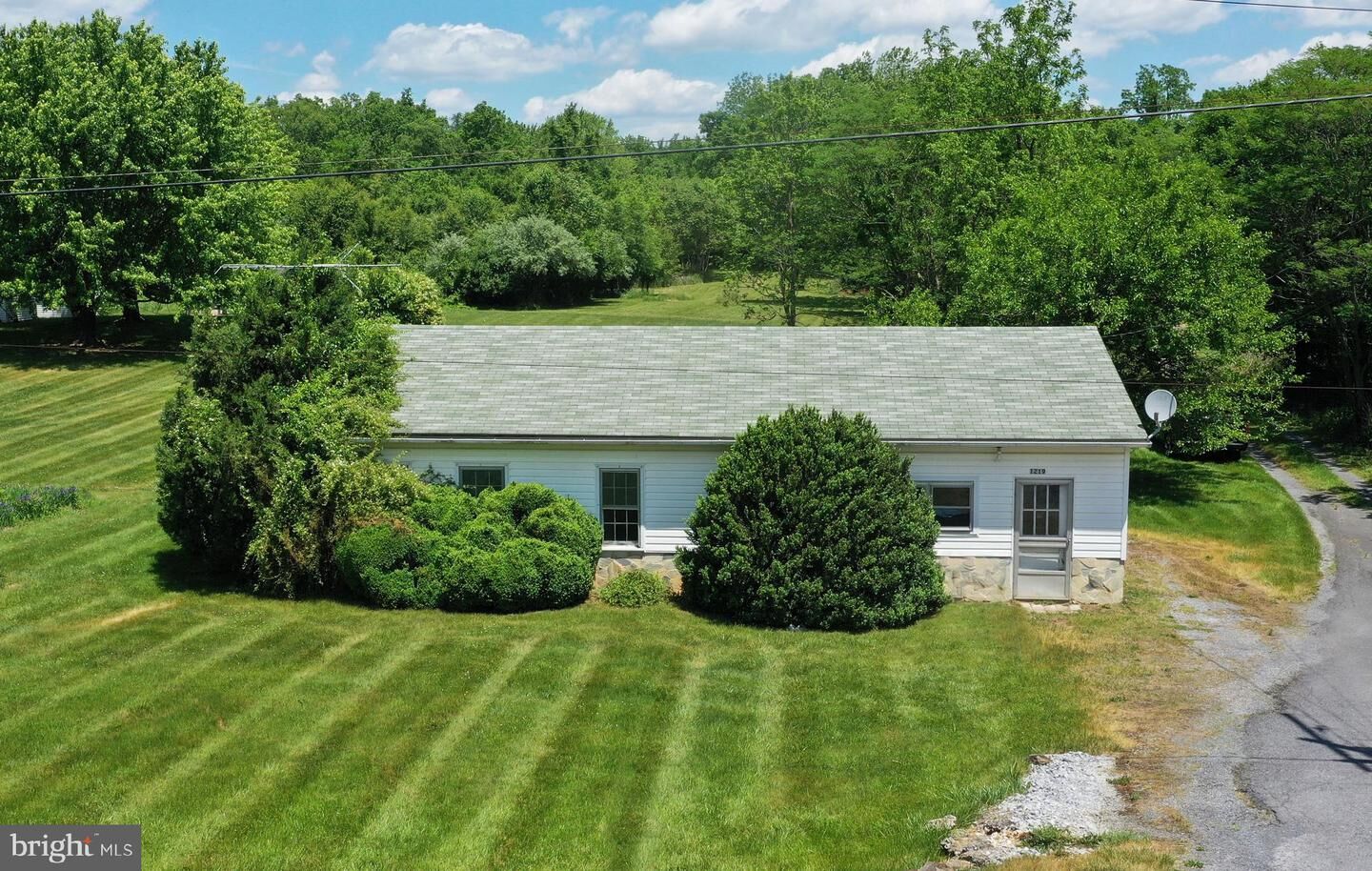 Property Photo: 1219 Cedar Hill Road VA 22624