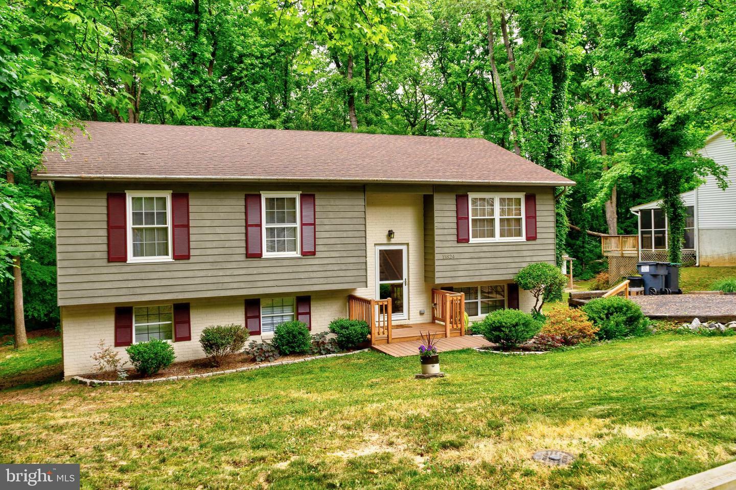 Property Photo:  11824 Rutherford Drive  VA 22407 