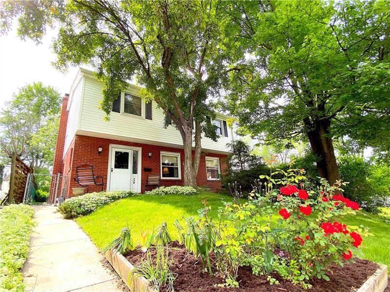 Property Photo: 716 Evans St PA 15644