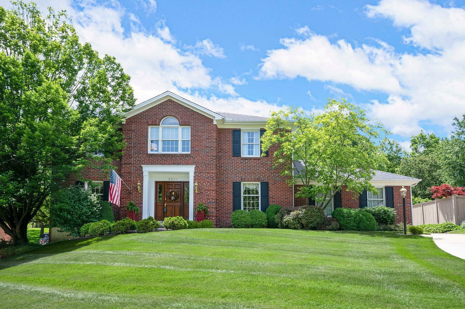 Property Photo: 3321 Hammersmith Ln OH 45248