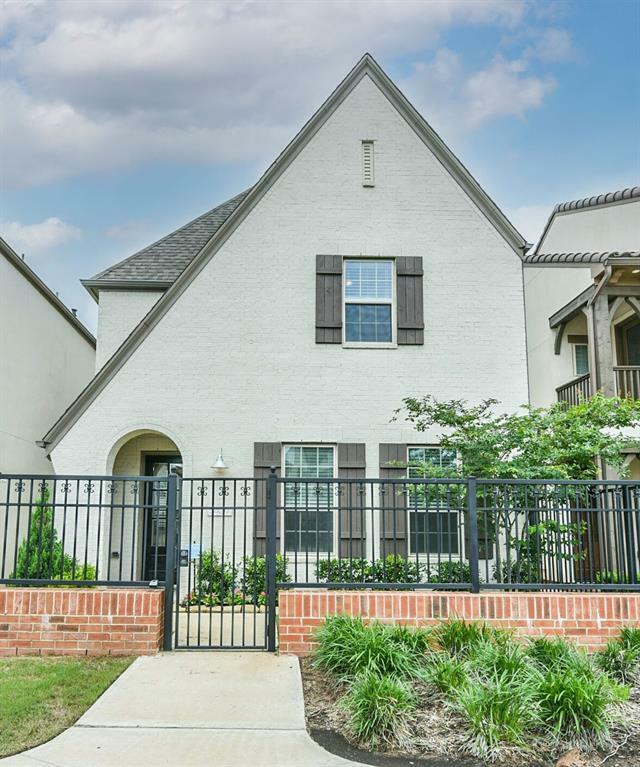 Property Photo: 5407 St Davids Court TX 77459