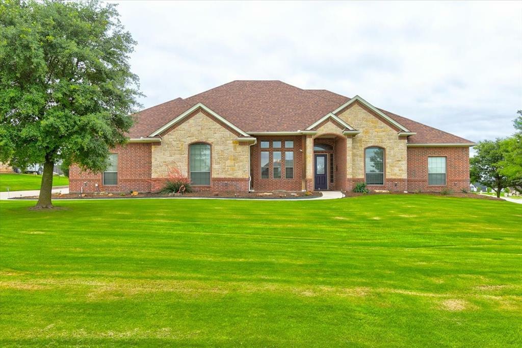 Property Photo: 6501 Creek Bank Court TX 76126