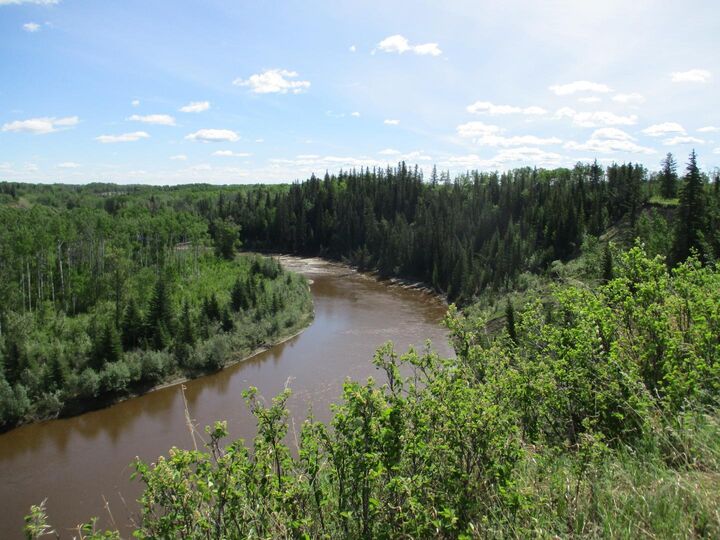 Property Photo: 9231001 Twp Rd 920 AB T0H 2M0