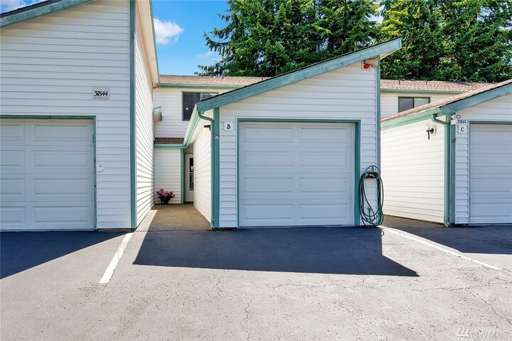 31844 18th Ave SW B  Federal Way WA 98023 photo