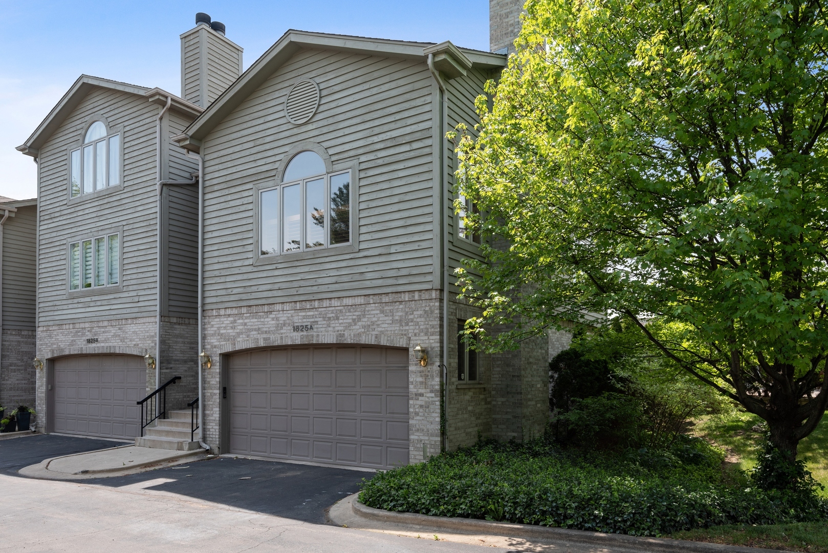 Property Photo:  1825 Wilmette Avenue A  IL 60091 