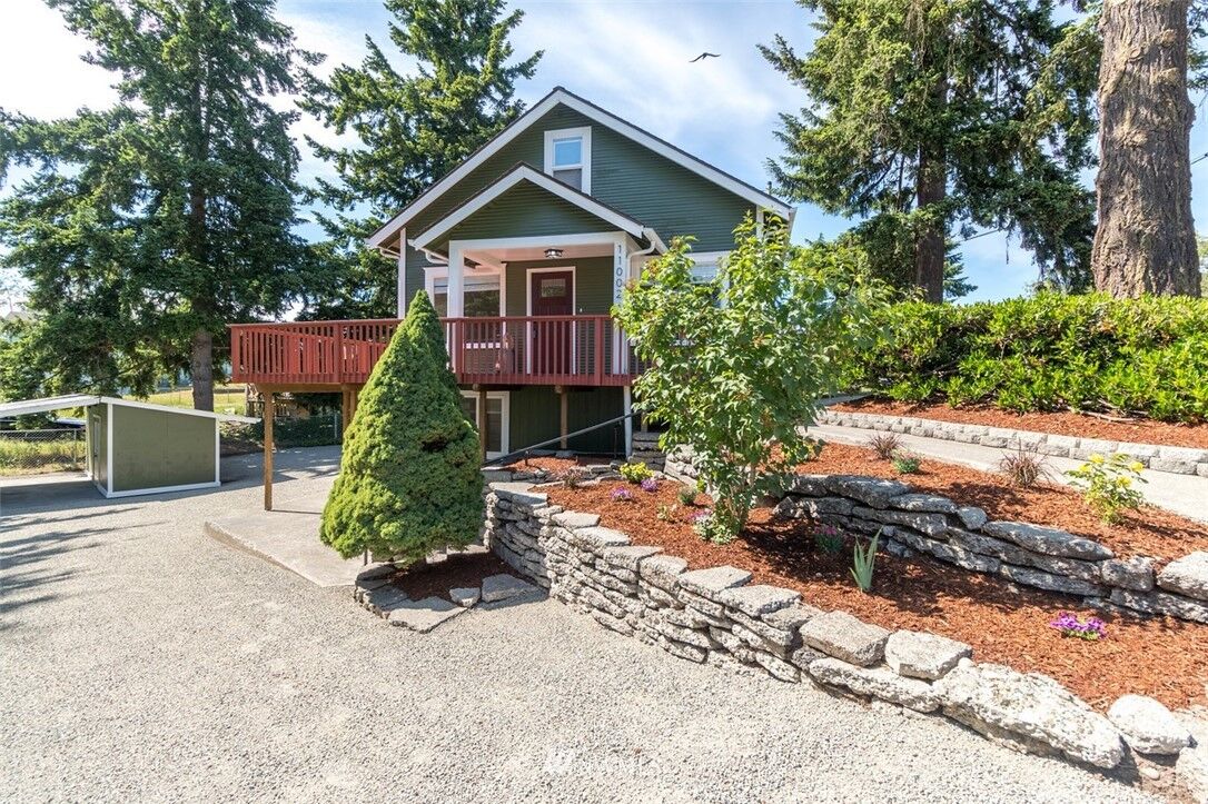 Property Photo: 11002 Sheridan Avenue S WA 98444