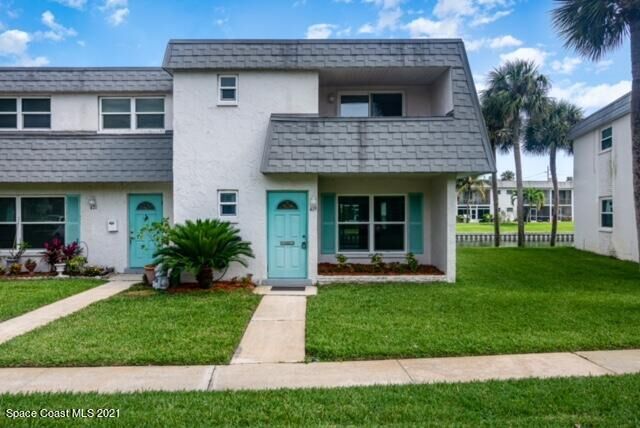 Property Photo: 419 Blue Jay Lane Lane FL 32937