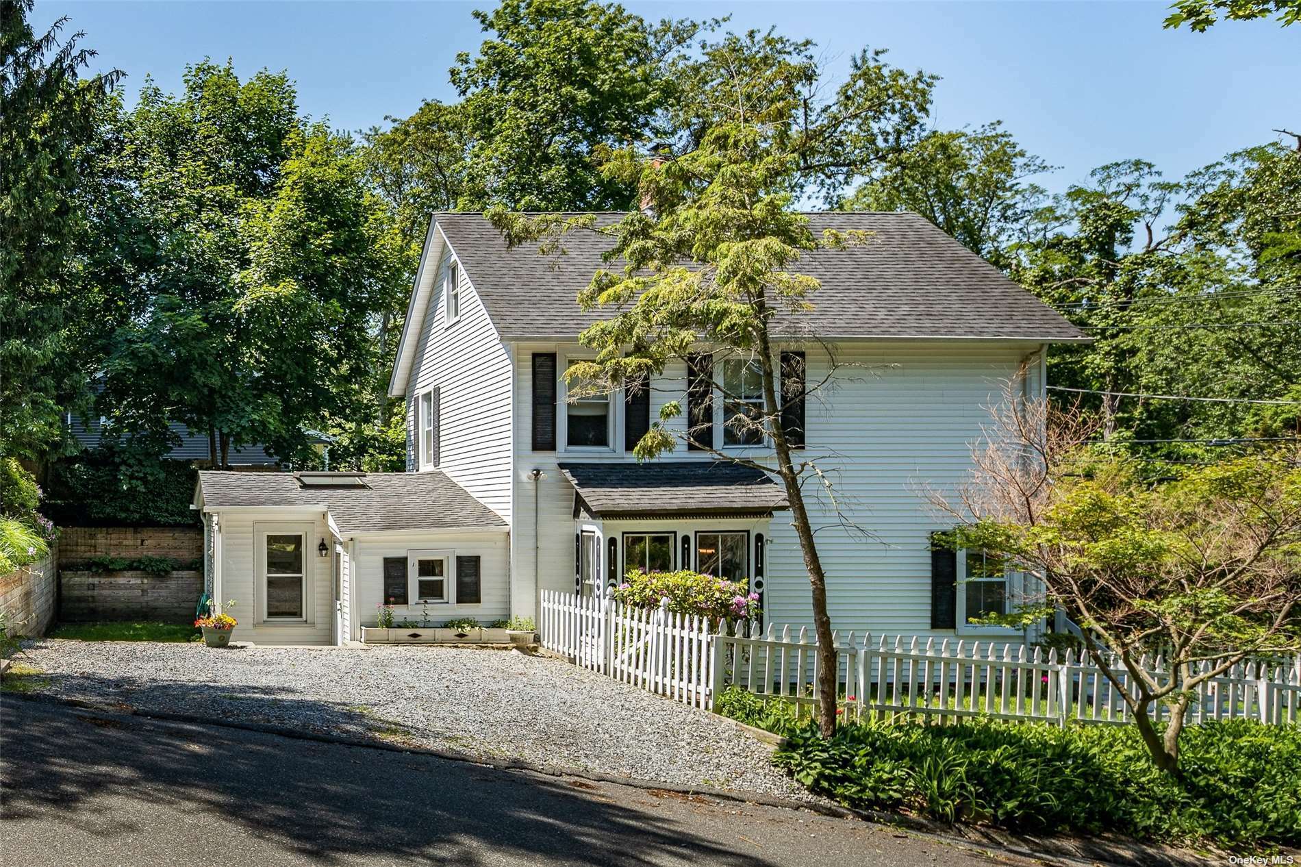 Property Photo:  425 Kohr Road  NY 11754 