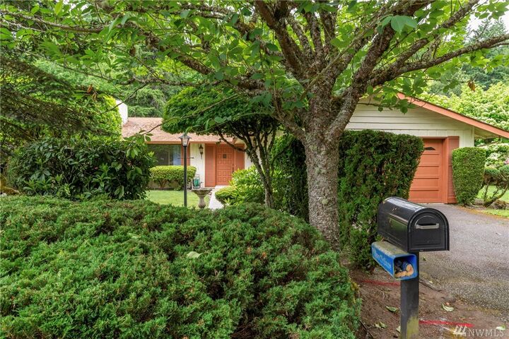 Property Photo: 5406 Academy Terrace Dr W WA 98467