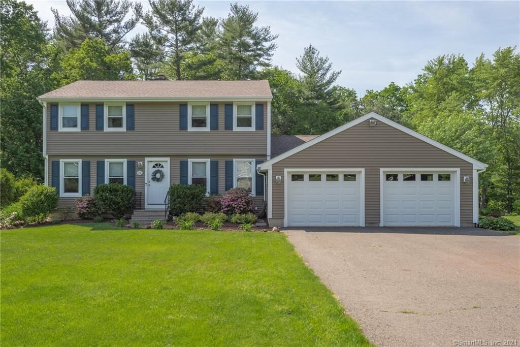 Property Photo: 28 Woodside Drive CT 06085